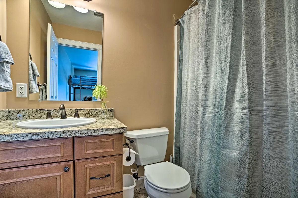 Upper bathroom